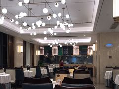-希尔顿欢朋餐厅