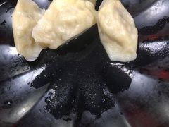 -果松木炭酸菜铜火锅·外婆参鸡汤