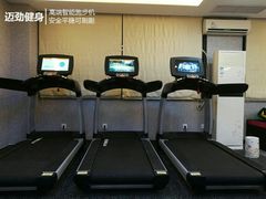 -迈劲健身专业私教(朝青汇店)