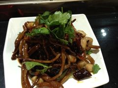 拌茶树菇-运德成·天津老味烧烤(广开二马路店)