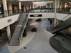 -宁波杉井奥特莱斯广场