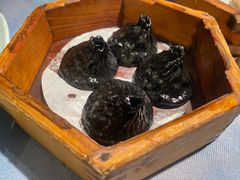 黑金灌汤小笼包-晓粤·惹味粤菜(凯德乐峰广场店)