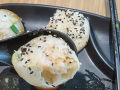 -小杨生煎(金山百联购物中心3楼店)
