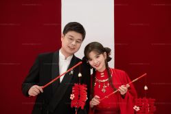 -雪中彩影婚纱摄影·微光艺术中心