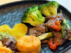 -晶荷轩(香港迪士尼乐园酒店)