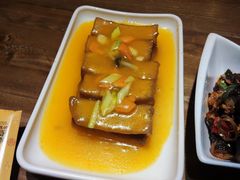 秘制鸡汁豆腐-隔壁老王·家常云南菜(花巷店)