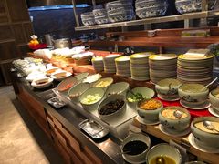 自助调料区-融信华邑酒店·鲜艳西餐厅