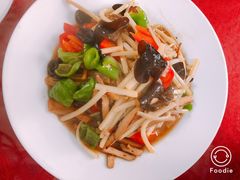 -万佛湖许老大铁锅鱼(黑金冠店)