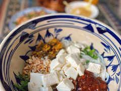 -蜗牛小馆醉乡民谣云南菜(惠新西里店)