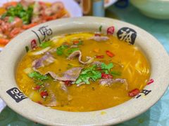 酸汤肥牛-驻海渔市(置信店)