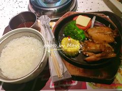 -百威KTV(恒福路店)