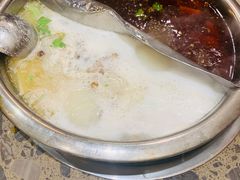 -肖肖酸萝卜鱼火锅(总店)