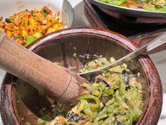 -费大厨辣椒炒肉(高铁吾悦广场店)