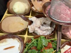 -赵美丽·重庆社区火锅·直营店(火车东站·中豪国际店)