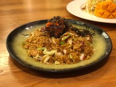 鳗鱼鸡粒蟹子炒饭-more than meow吴止猫主题餐厅(承德 中船汇店)