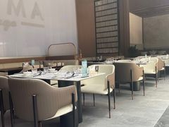 -洛缦音乐餐厅(工业展览馆万象城店)