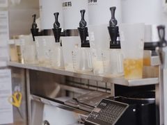 -沪上阿姨·精选茶饮(深大西丽店)