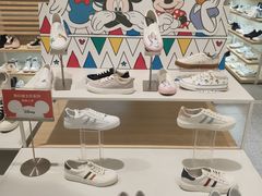 -hotwind热风(悠唐店)