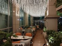 -浅深(世茂滨江精品店)
