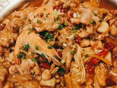 -胖哥俩肉蟹煲(盐城金鹰国际店)