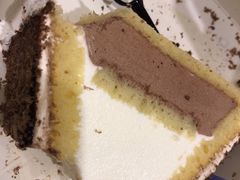 -马克西姆俄罗斯餐厅(通亚街店)