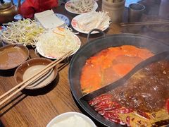 -萍姐火锅·公路夜市(武汉首店)