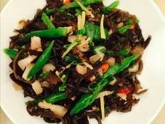 木耳肉丝-栖凤渡杨婆鱼粉(苏仙传奇店)