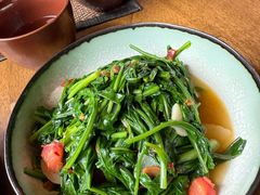 番茄炒藏红花苗-松赞香格里拉林卡酒店