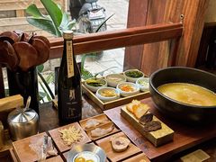 -银米·云南传统过桥米线(双廊黑金冠店)