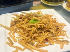 -莲餐厅·湖北菜·潜江小龙虾店(愚园路店)