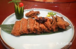 Shikumen Hanging Roast Chicken