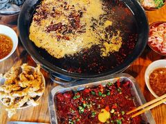 -岗上渣渣老火锅(两路口店)