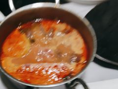 -红鼎豆捞·非遗鲍皇汤火锅(宝丰路店)