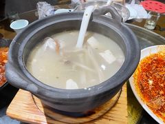 -洪平血旺椒麻鸡雅鱼饭店(熊猫大道店)