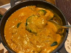 辣芝士焖鸡肉蘑菇锅-Brut Eatery悦璞食堂(建国东路店)