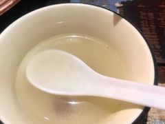 -虾弄弄海派小龙虾·牛羊蝎子火锅