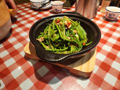 -老郑家东北春饼(龙悦居店)