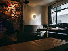 -樱花里音乐餐吧·牛扒椰子鸡(东圃店)