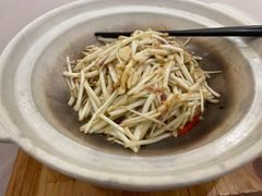 砂锅白芹-名豪品鲜荟(云亭店)