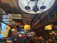 -领鲜活海鲜榴莲自助火锅(东门店)