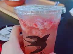 鲜果莓莓气泡饮-BeauTea水仙(coco park店)