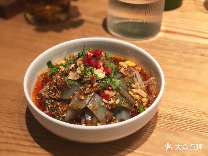 一坐一忘丽江主题餐厅(万象城店)丽江凉拌鸡豆粉图片