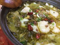 -周鱼小馆石锅酸菜鱼(活力汇店)