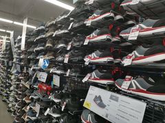 -迪卡侬(西三旗店)