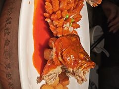 -吴越荣记苏州菜·松鼠桂鱼100%活鱼现做(月光码头店)