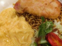 猪扒滑蛋印尼捞面-旺记冰室(九龙中心大厦店)