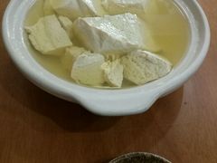 -石磨豆花家常菜·牦牛排土火锅