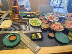 -臻牛烤肉