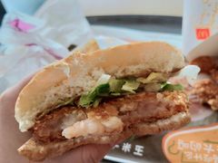 -麦当劳(政通路店)