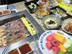 -阿亲家·韩式无限烤肉(春熙路店)